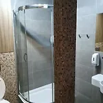 Alma Rondo Onz شقة